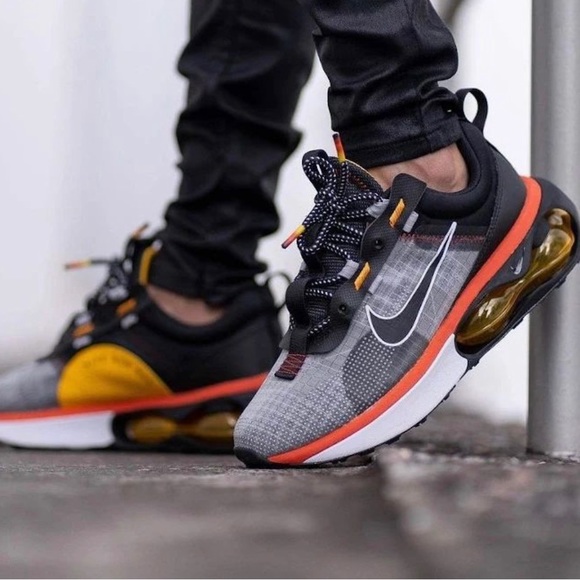 Nike Other - nike air max 2021 boys“grade school sz.+1.5=womens sz.